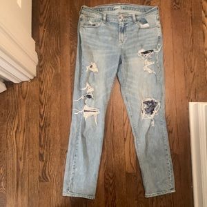 Old Navy- Mid rise- boyfriend bandanna jeans
